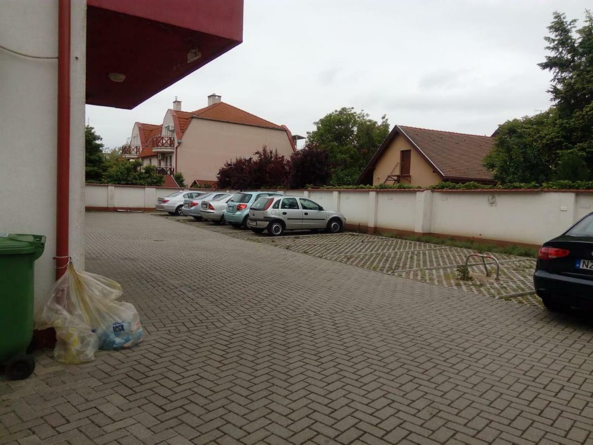 Betty-Major Apartman Hajduszoboszlo Exterior photo